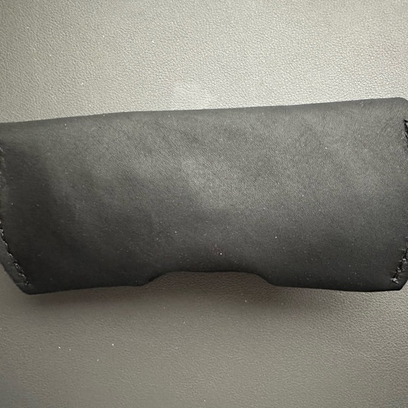 PLG sunglass case - Picture 2 of 2